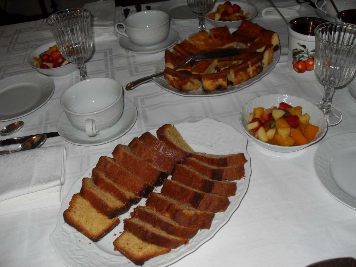 Les Goubelins Bed & Breakfast La Lande-d'Airou Dış mekan fotoğraf