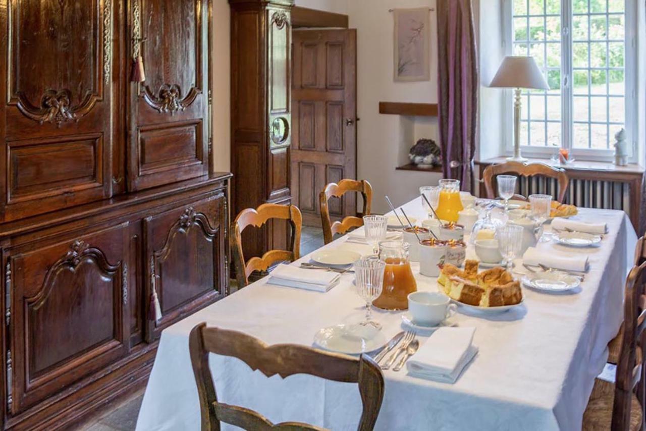 Les Goubelins Bed & Breakfast La Lande-d'Airou Dış mekan fotoğraf